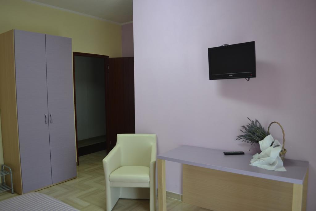 Beb Gemma Dei Nebrodi Hotel Santa Domenica Vittoria Ngoại thất bức ảnh