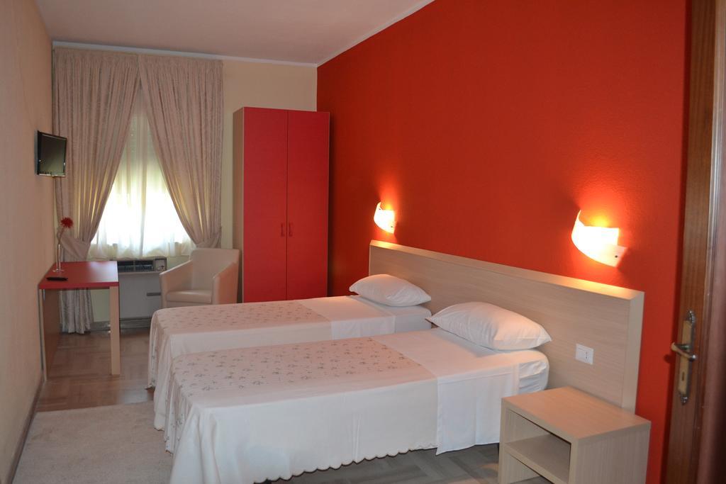 Beb Gemma Dei Nebrodi Hotel Santa Domenica Vittoria Ngoại thất bức ảnh